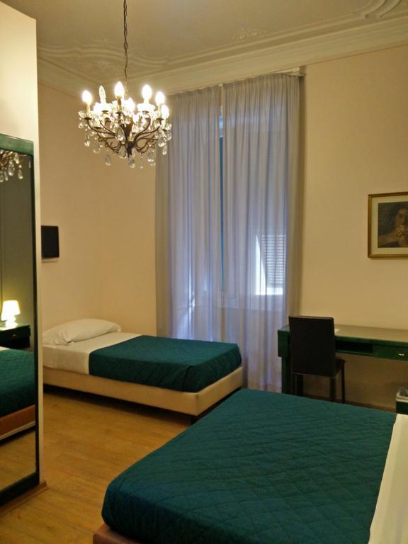 Hotel Suisse Genua Rum bild